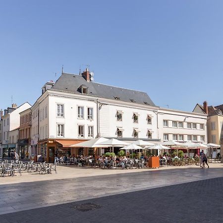 L'Elegance : T2 Proche Cathedrale De Chartres.アパートメント エクステリア 写真